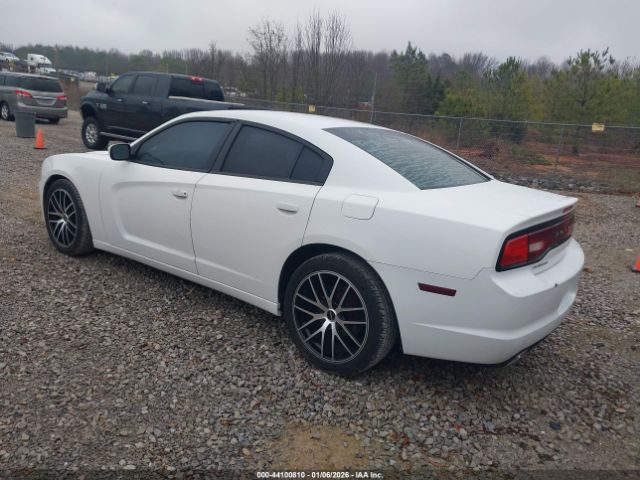 Dodge Charger Se Image 8