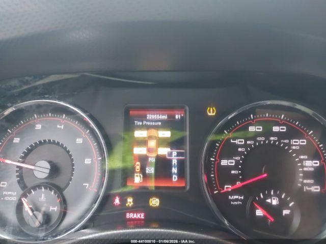 Dodge Charger Se Image 4