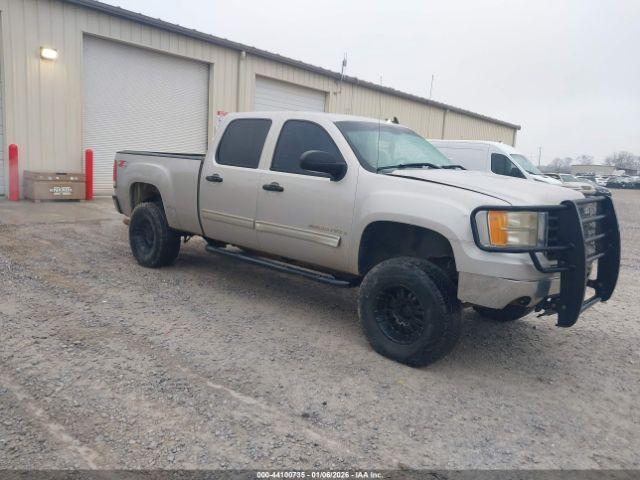  Salvage GMC Sierra 2500