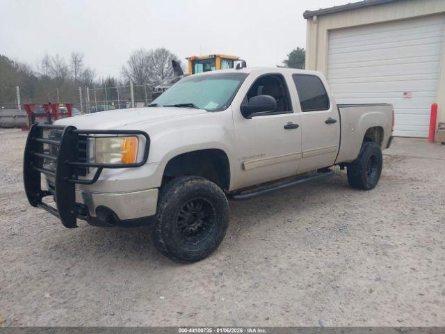 GMC Sierra 2500 Sle2 Image 2