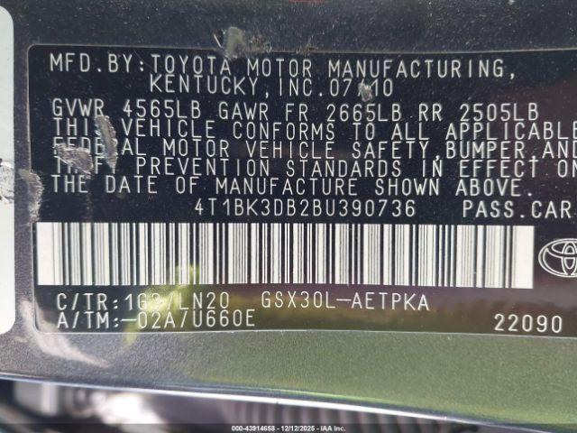 Toyota Avalon Limited Image 6