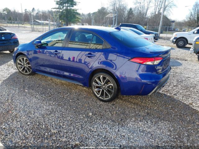 Toyota Corolla Se Image 8