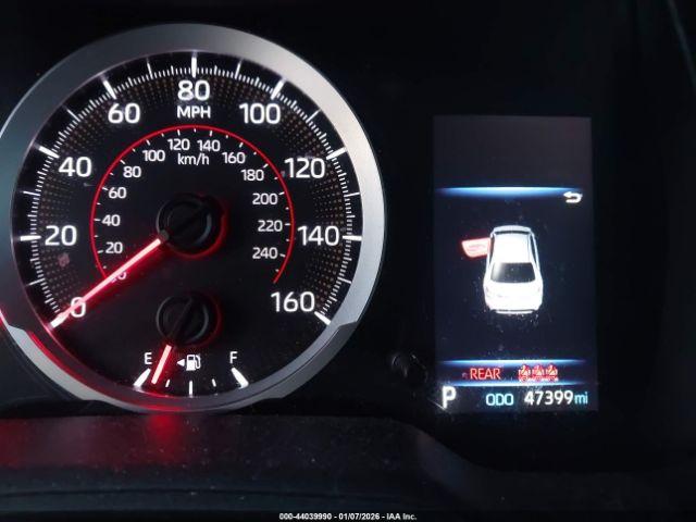 Toyota Corolla Se Image 10