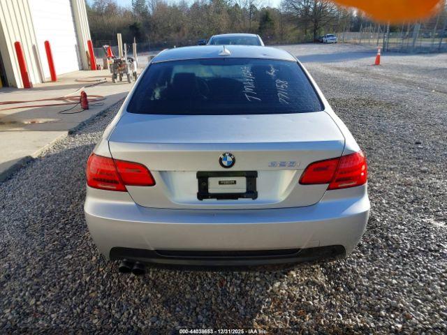 BMW 3 Series Image 9