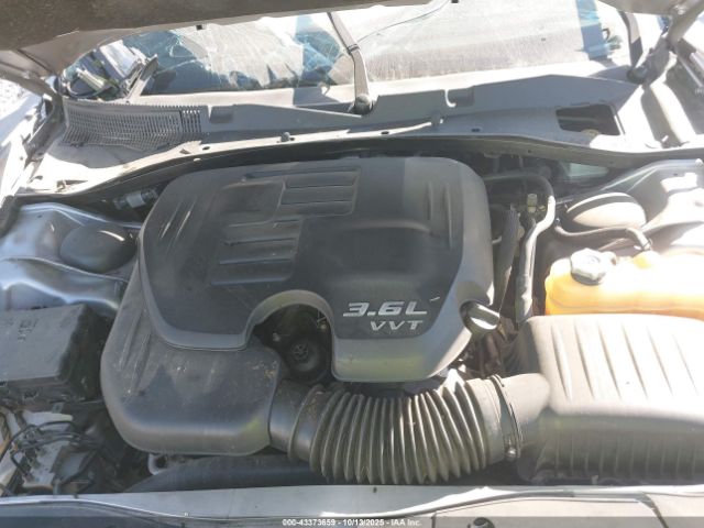 Dodge Charger Sxt Plus Rwd Image 15