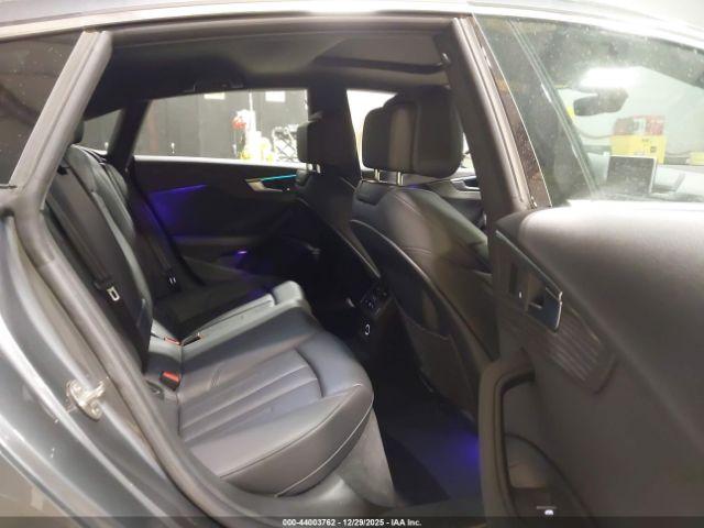 Audi A5 2.0t Premium Image 8