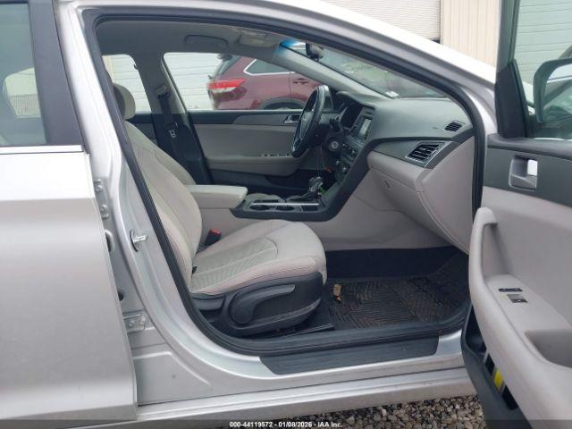 Hyundai SONATA Se Image 3