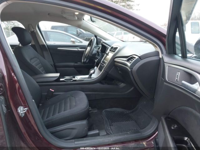 Ford Fusion Se Image 3