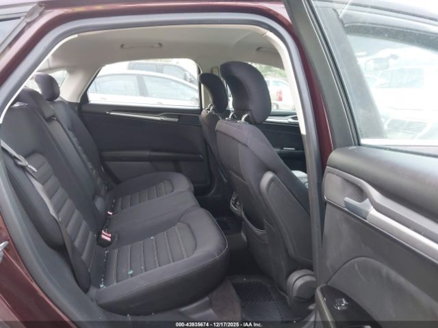 Ford Fusion Se Image 4