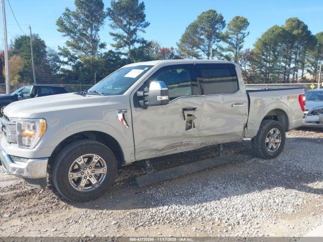 Ford F-150 Lariat Image 7