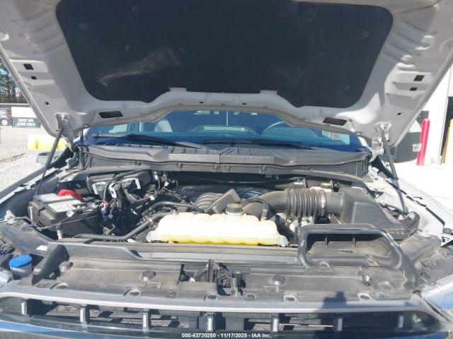 Ford F-150 Lariat Image 12