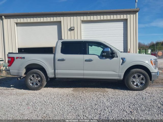 Ford F-150 Lariat Image 14