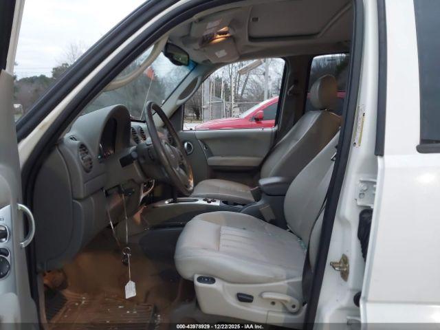 Jeep Liberty Limited Edition Image 9