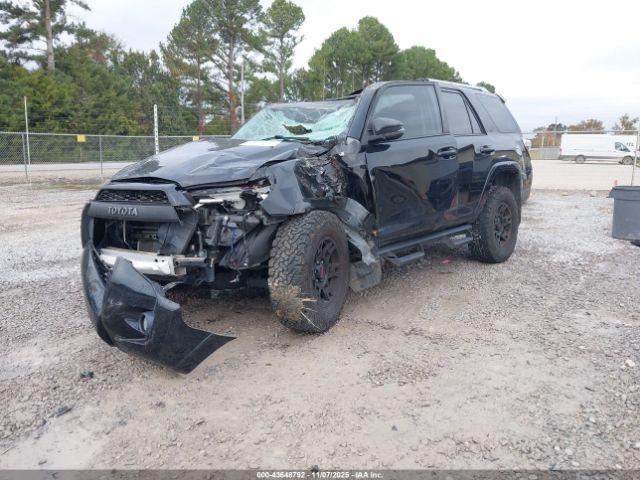 Toyota 4Runner Sr5 Premium Image 11