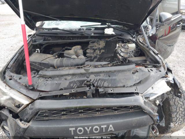 Toyota 4Runner Sr5 Premium Image 6