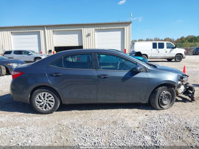 Toyota Corolla Le Image 11