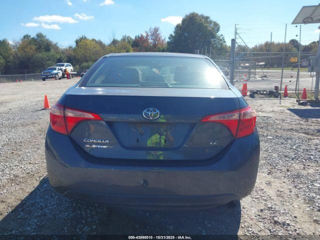 Toyota Corolla Le Image 14