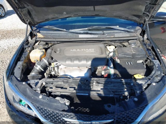 Chrysler 200 Limited Image 5